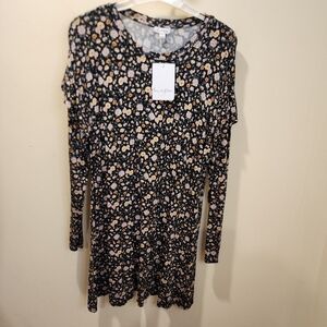 Love, Fire Floral Long  Ruffle Sleeves  Casual dress size XL NWT